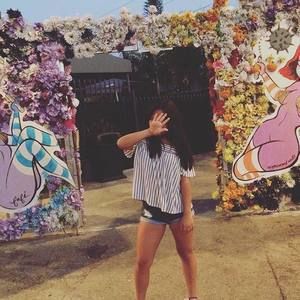 Meet your Posher, Andrea